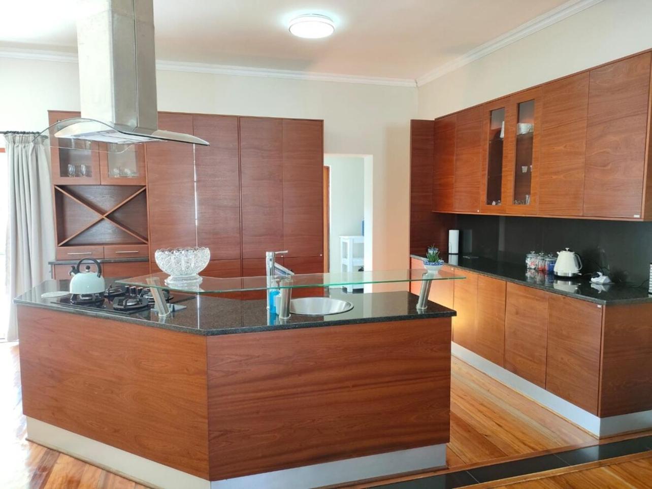 Luxury Living On Westview Villa พอร์ตเอลิซาเบธ ภายนอก รูปภาพ